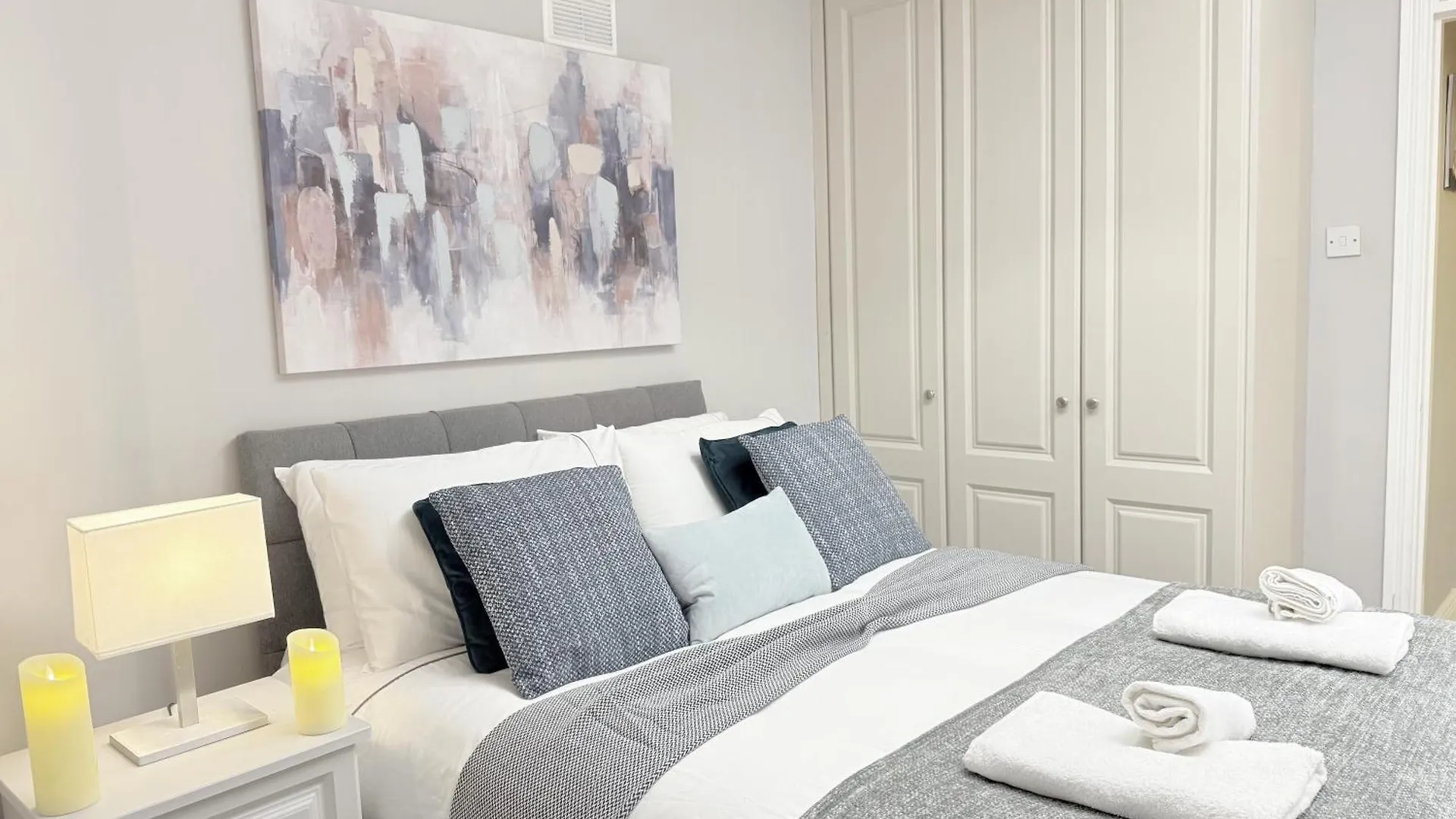 Apartment In Best Location 더블린 0*,  아일랜드