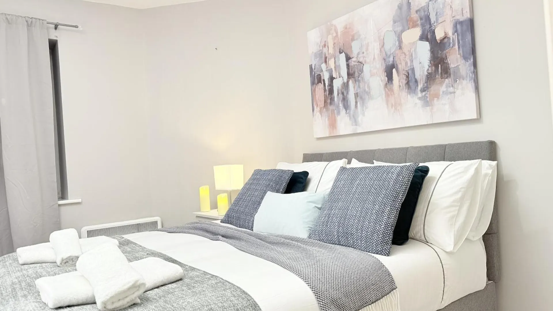 Apartment In Best Location 더블린 0*,